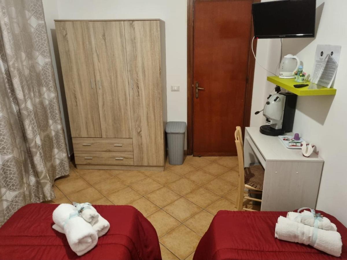 B&B Le Stanze Di Aurora ปาแลร์โม ภายนอก รูปภาพ